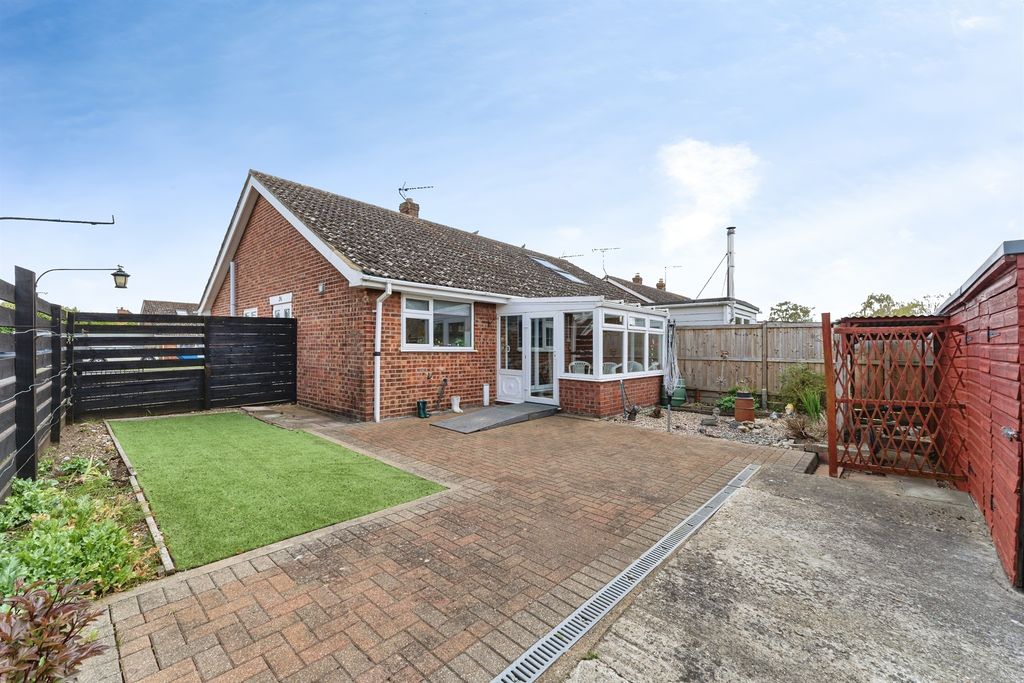 Property photo 1 of 16