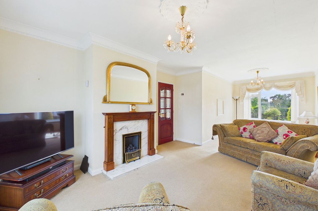 Property photo 2 of 15