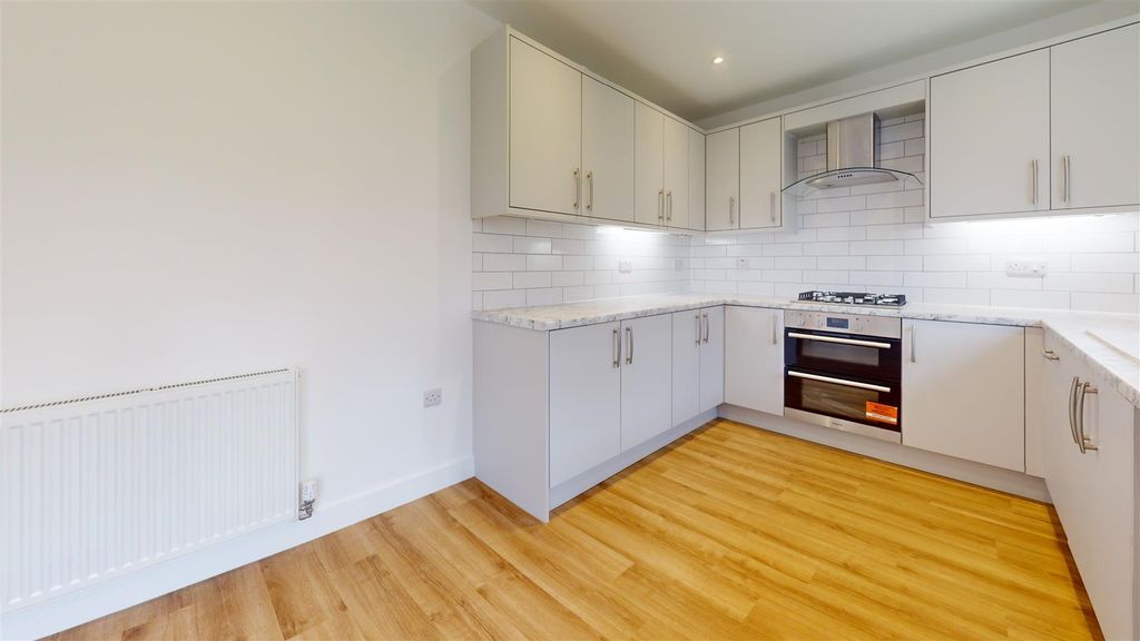 Property photo 3 of 13 Kitchen (53).Jpg