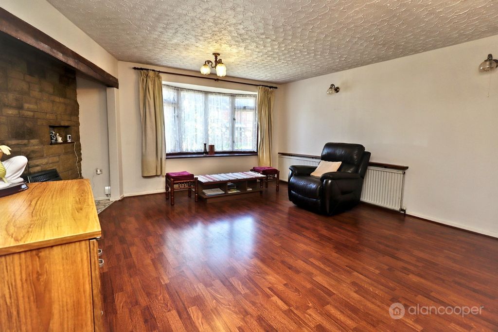 Property photo 3 of 26 5437283