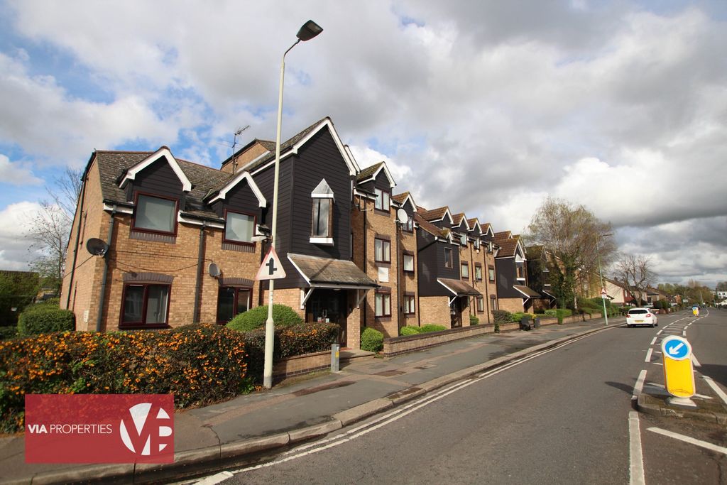 Property photo 1 of 13 Photo 12