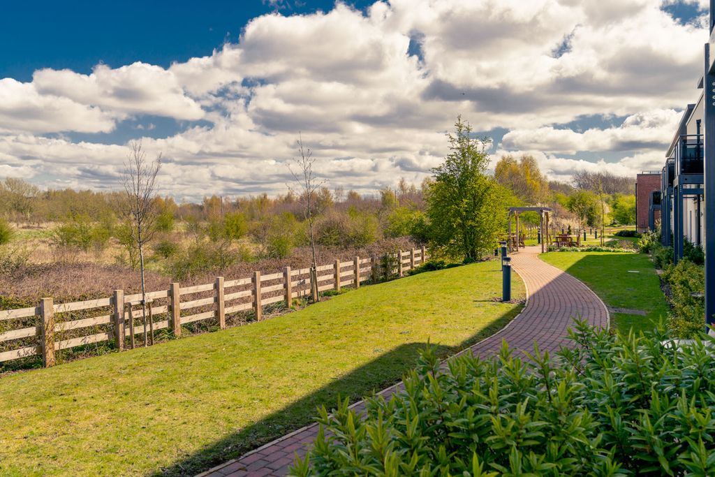Property photo 1 of 14 Harvard Place - Rear Exterior