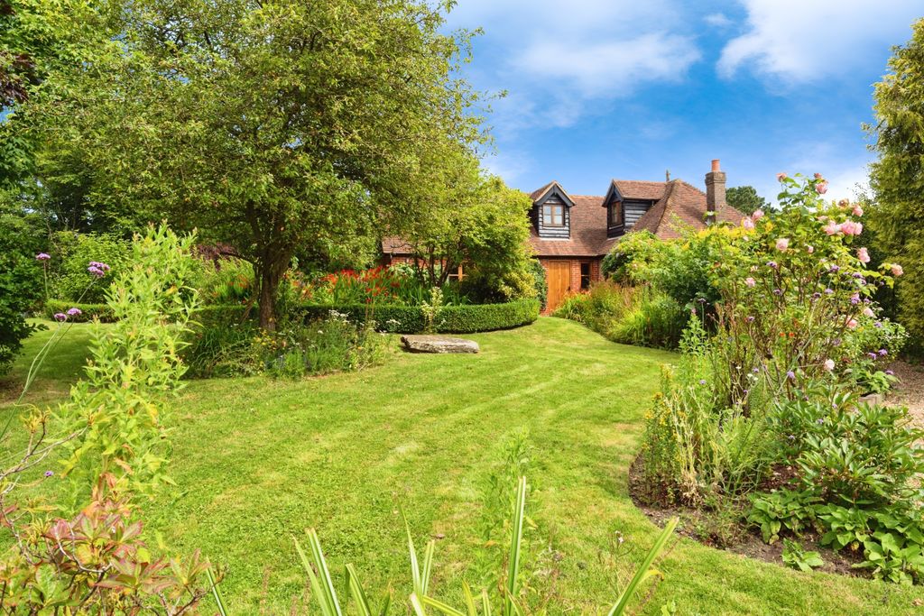 Property photo 1 of 17 Photography