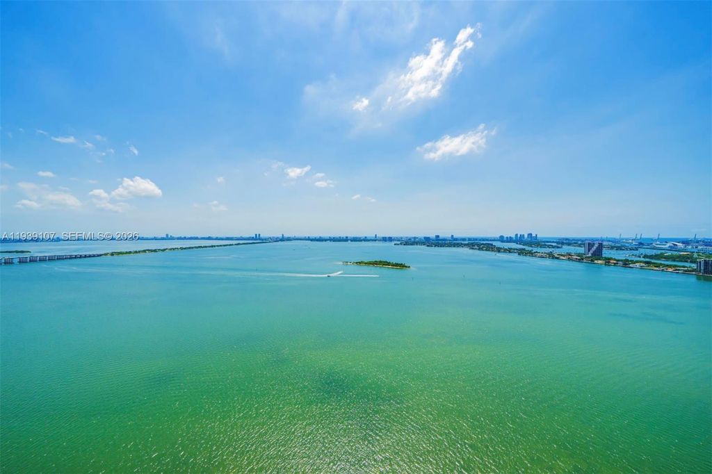 Property photo 2 of 50 <Alttext/>