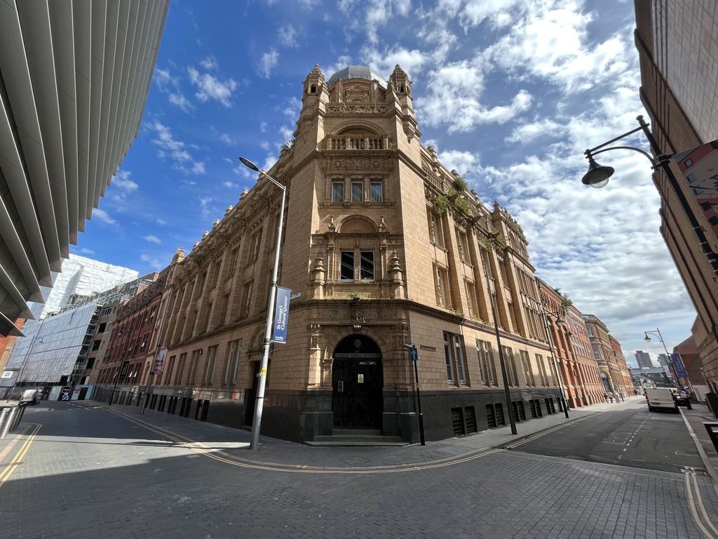 Property photo 1 of 6 Front