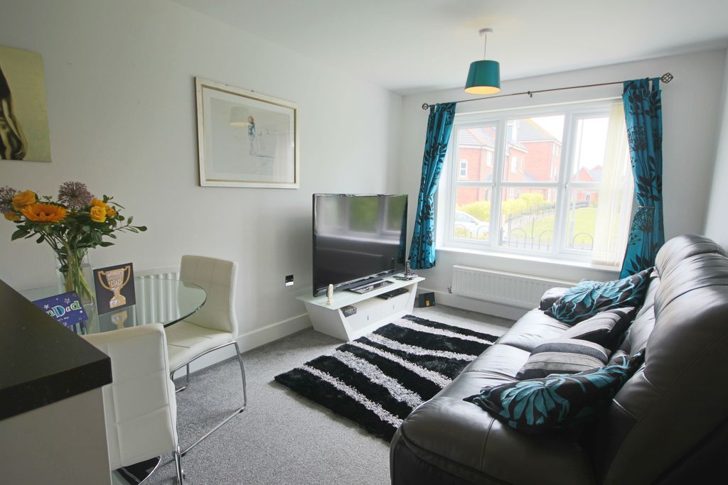 Property photo 2 of 6