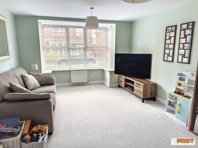 Property photo 2 of 14 Photo 1