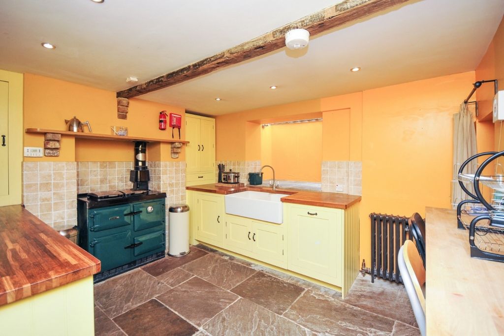 Property photo 3 of 19 50335129-Ea19-487...