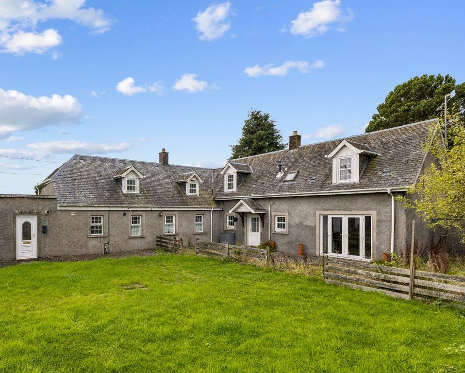 Property photo 1 of 31 Picture No. 24