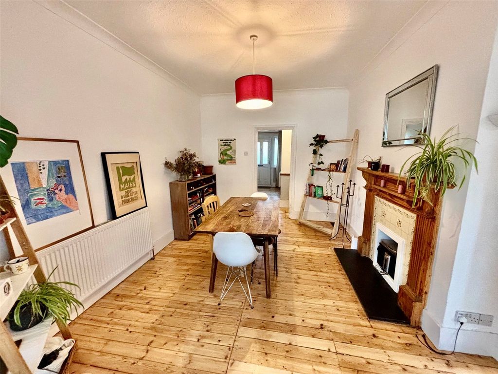 Property photo 3 of 16 Picture No. 36