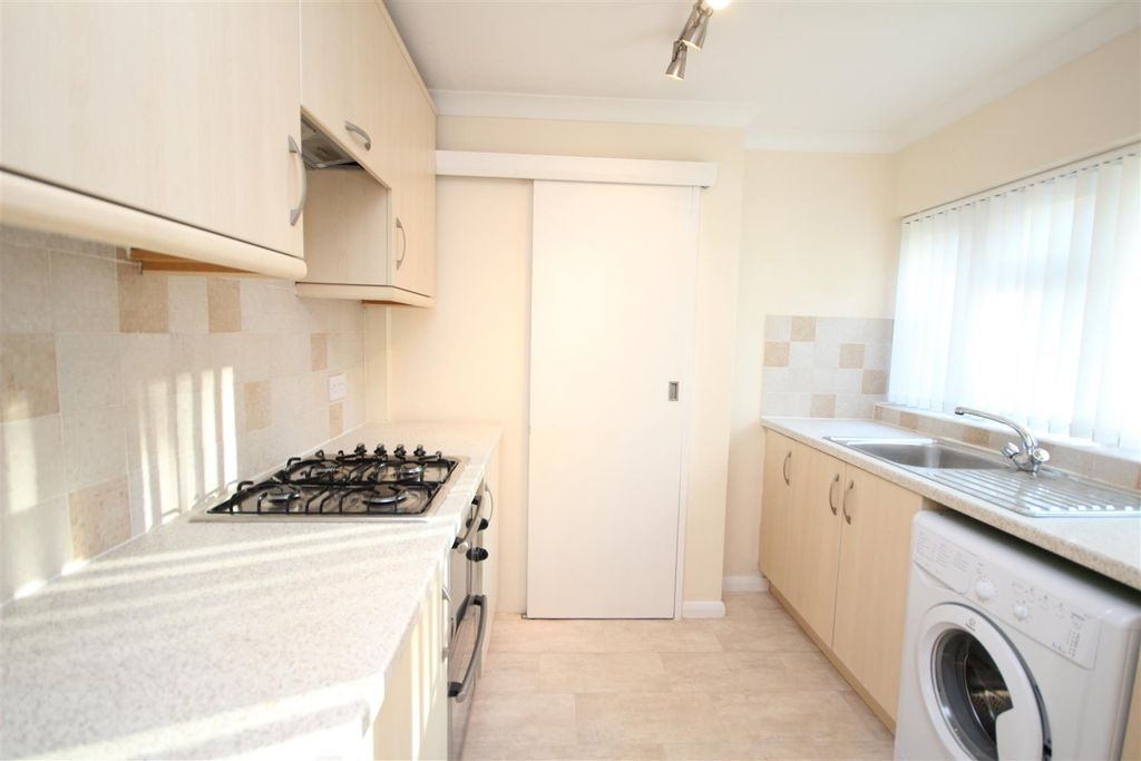 Property photo 3 of 11 Img_9489.Jpg