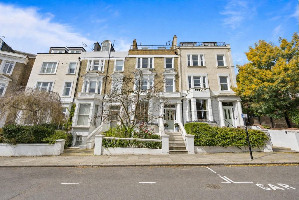 Property photo 2 of 11