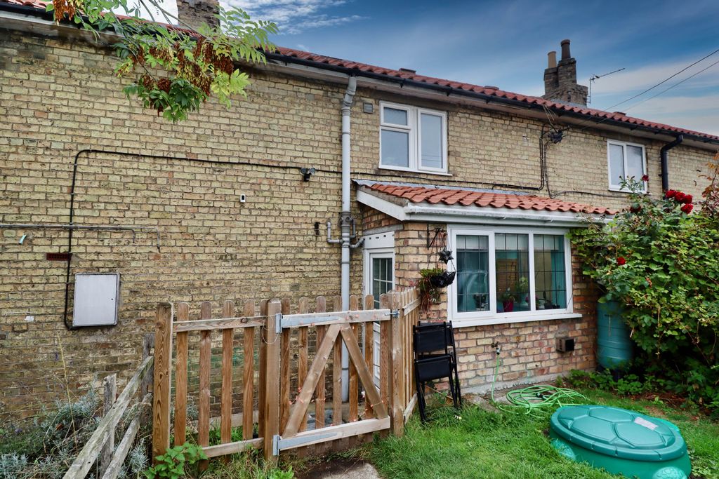 Property photo 1 of 16