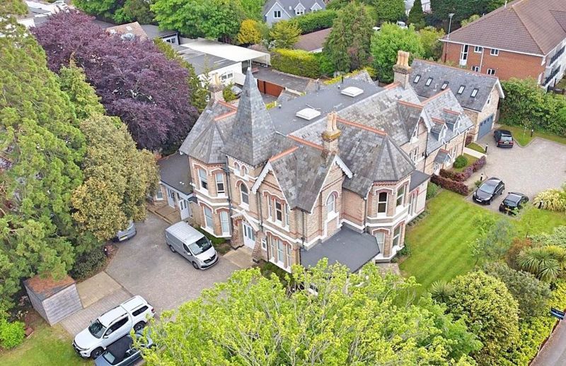 Property photo 1 of 21 Photo 20