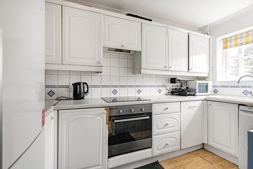 Property photo 2 of 11 11_88287