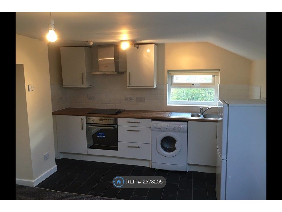 Property photo 2 of 3
