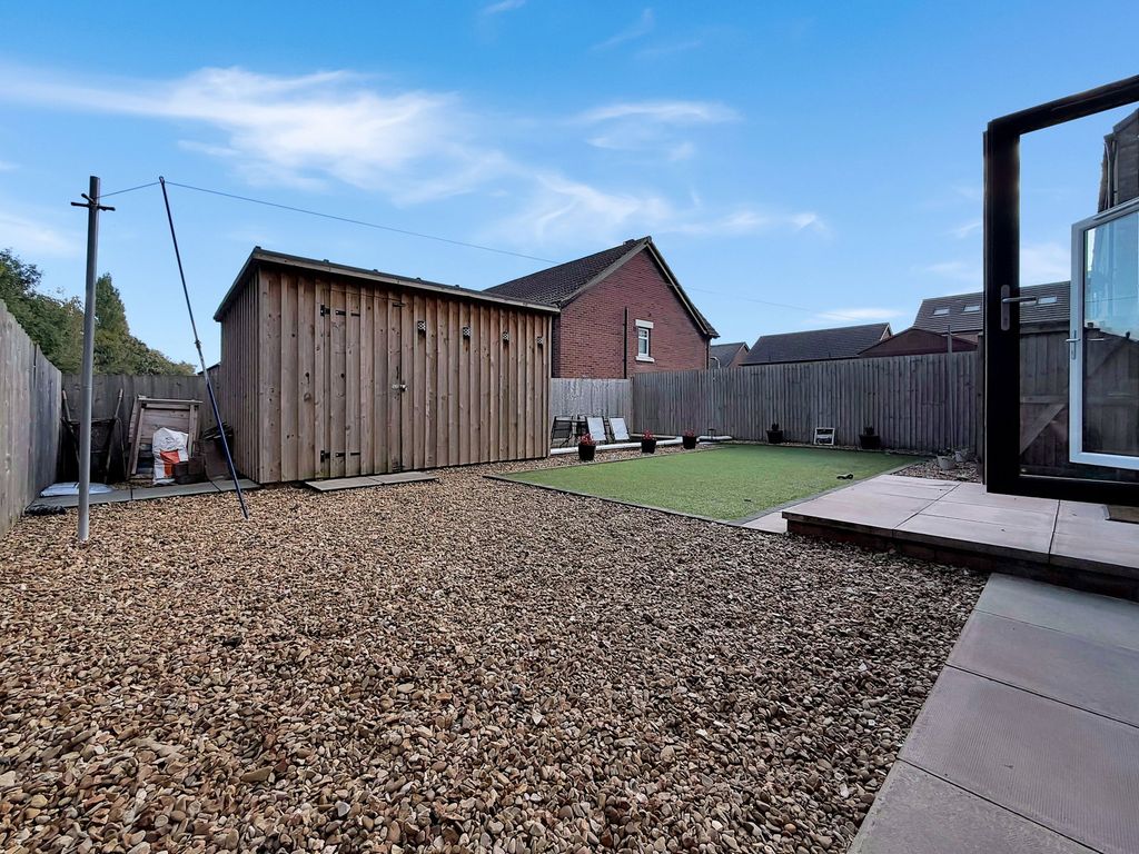 Property photo 3 of 22
