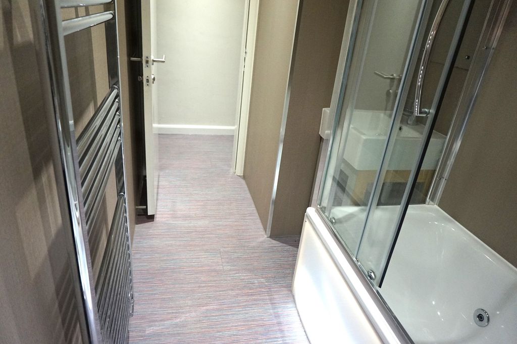 Property photo 3 of 5 Dsc06905