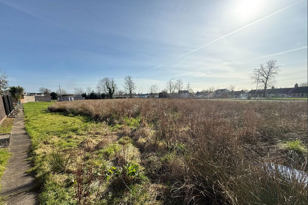 Property photo 3 of 9