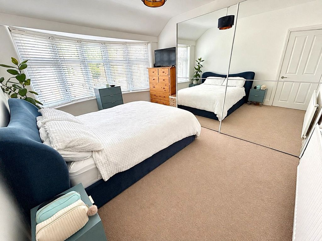 Property photo 3 of 19 Bedroom 1