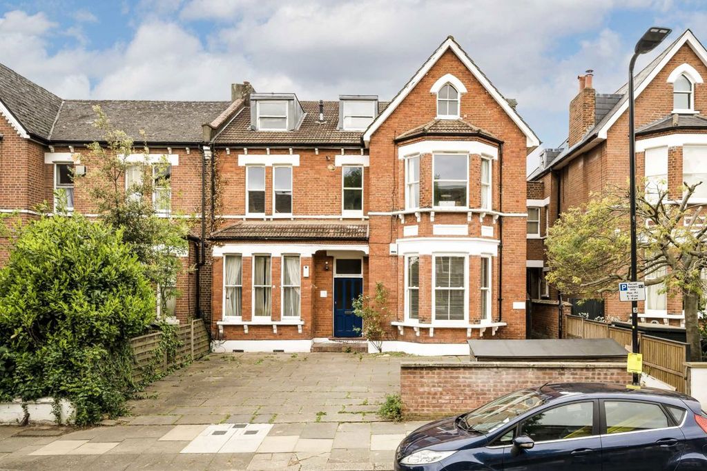 Property photo 1 of 7