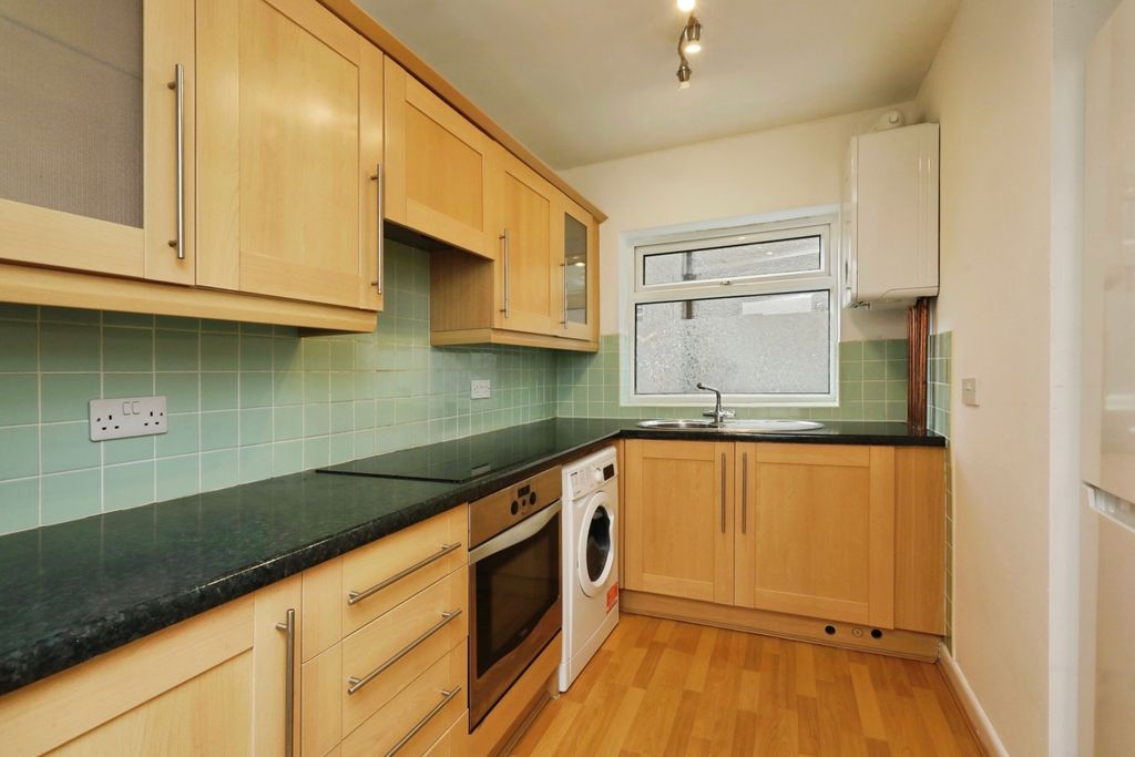 Property photo 2 of 16 Pbox-Img.Jpg