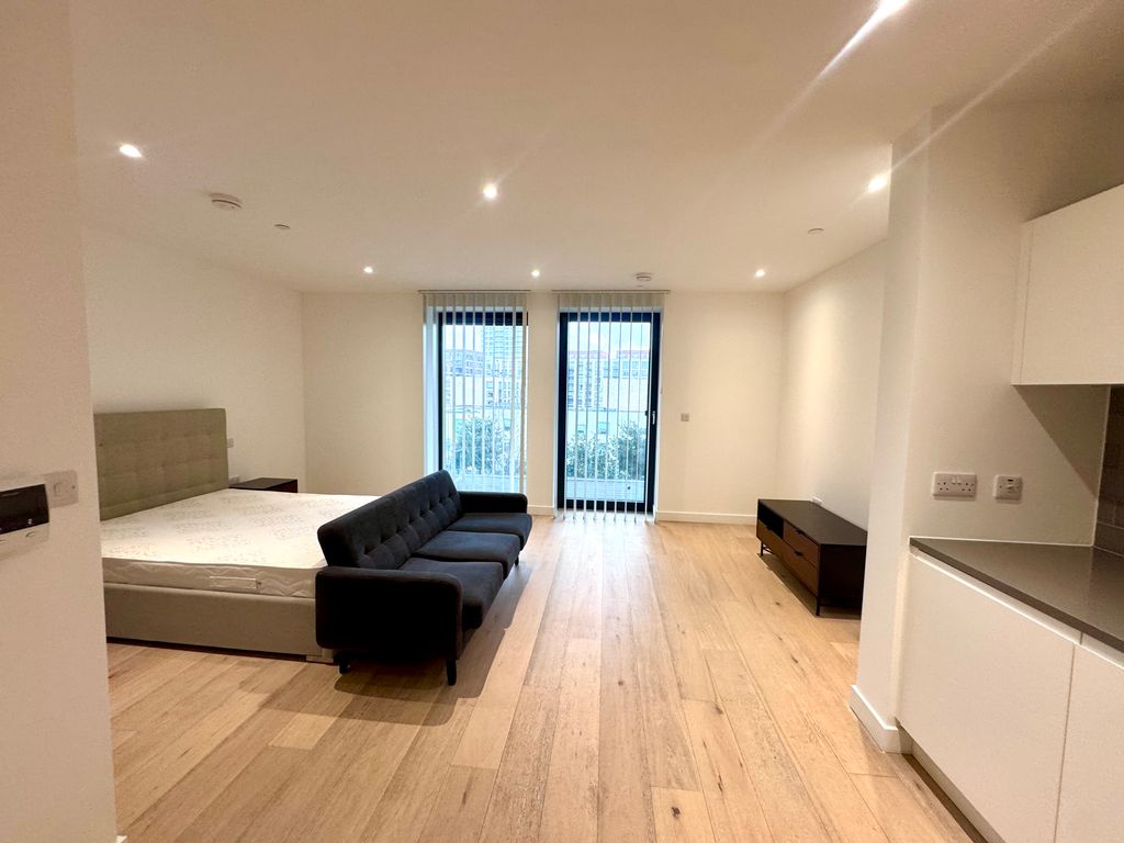 Property photo 3 of 10