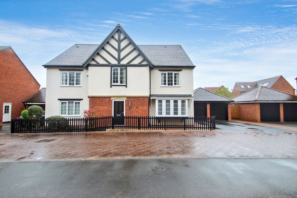 Property photo 1 of 24