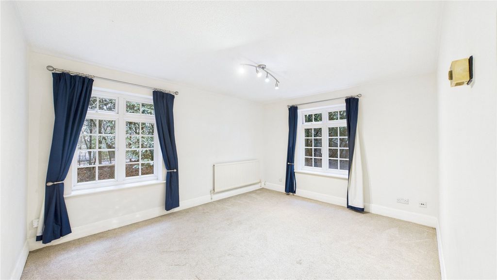 Property photo 3 of 10 Picture 3