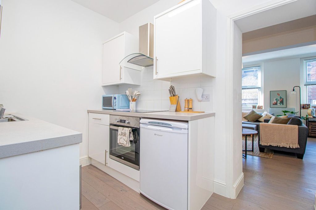 Property photo 3 of 6 7.Jpg