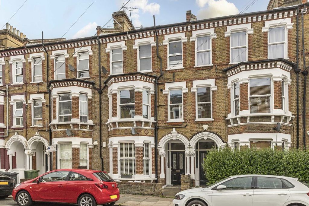 Property photo 1 of 7