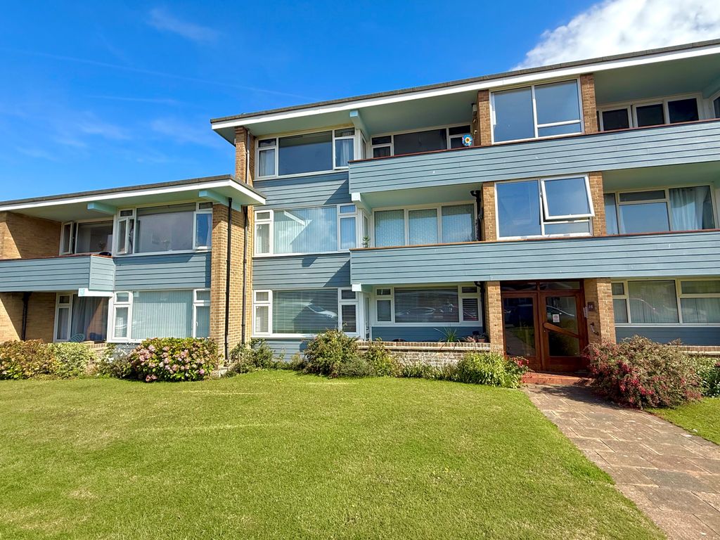Property photo 1 of 15 5 Dolphin Court Front 2