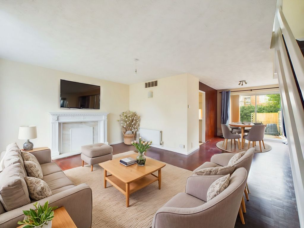 Property photo 2 of 23 Lounge/Dining Room (Virtually Furnished)