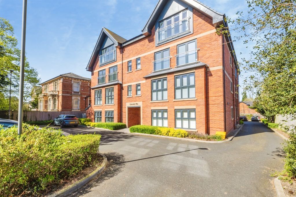 Property photo 1 of 15