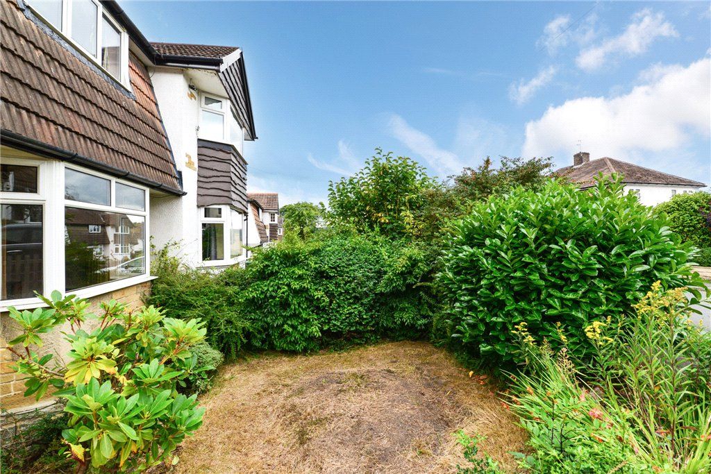Property photo 2 of 14 Front Garden