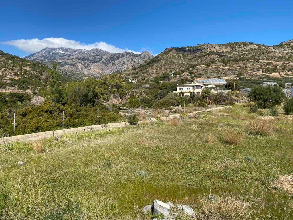Property photo 2 of 18