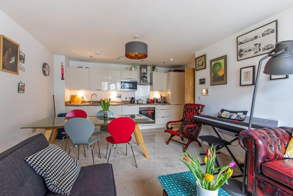 Property photo 1 of 12 Davaar House 45-12.Jpg