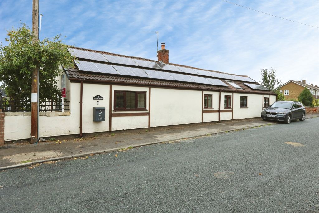 Property photo 1 of 16