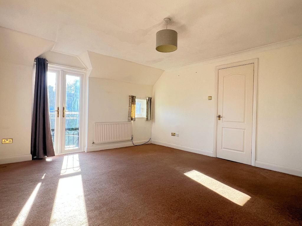 Property photo 3 of 10 Photo 3