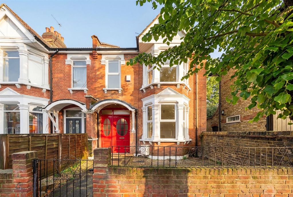 Property photo 1 of 14