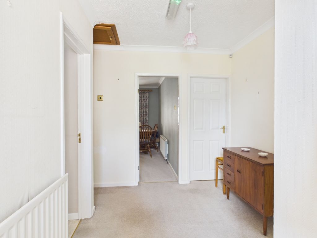 Property photo 2 of 13 Cam05017G0-Pr0483-Still009