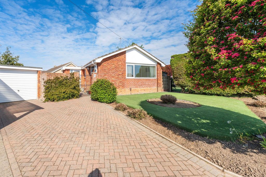 Property photo 1 of 19