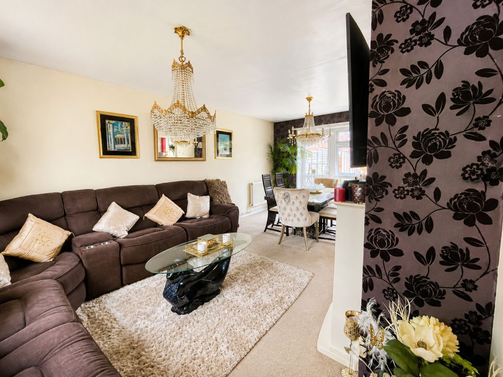 Property photo 3 of 7 5128592