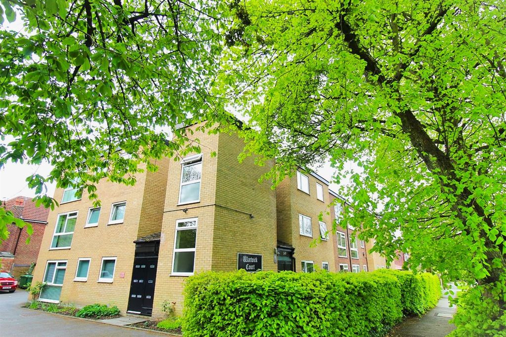 Property photo 1 of 9 (Main)