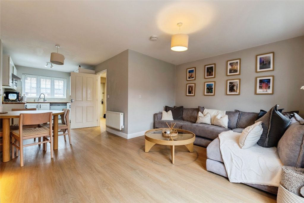 Property photo 3 of 17 Picture No. 08