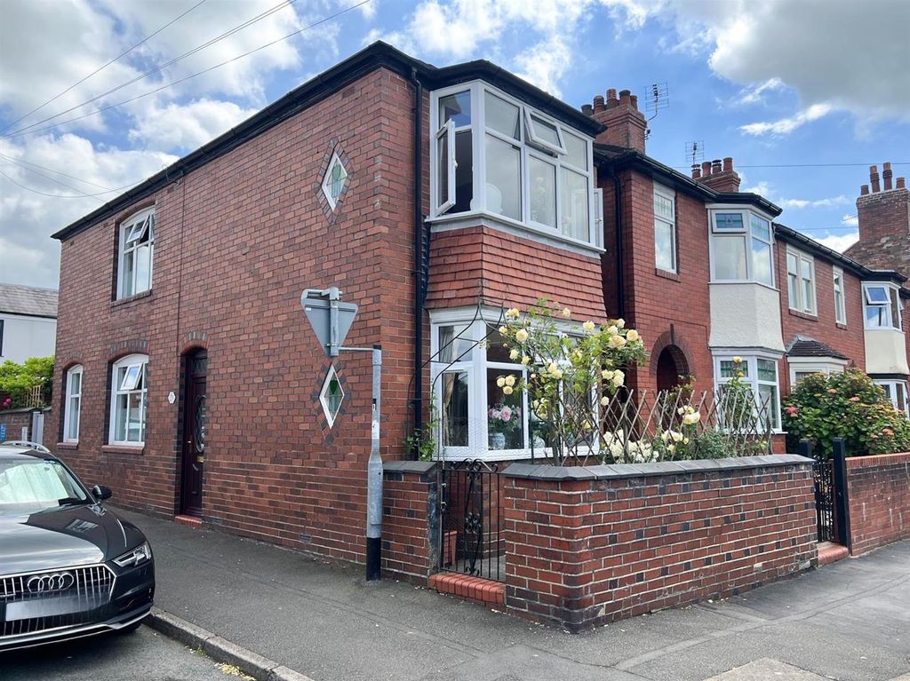 Property photo 1 of 24