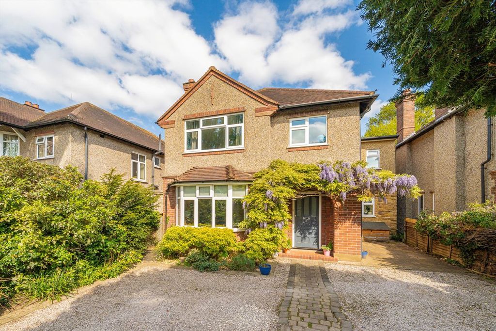 Property photo 1 of 12