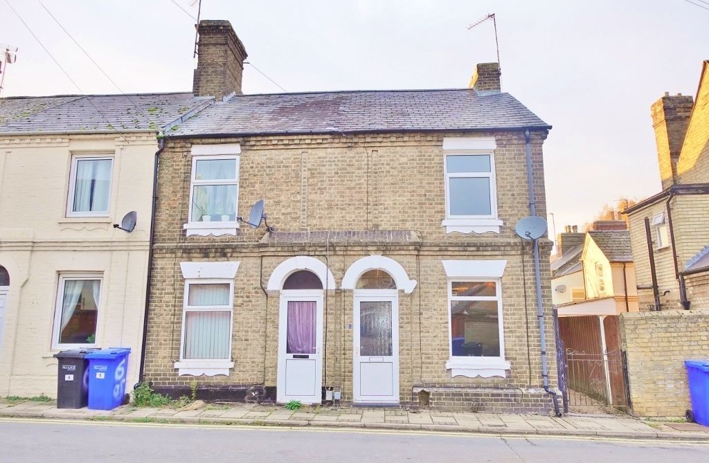 Property photo 1 of 17