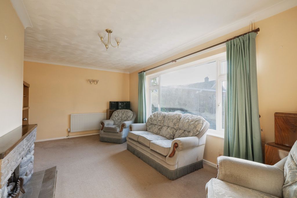 Property photo 2 of 15
