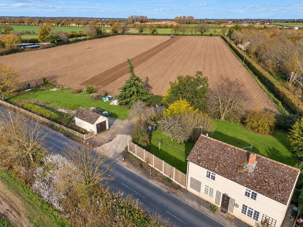Property photo 1 of 18